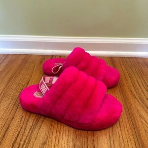 Ugg Fluff Yeah Pink Grooved Shearling Slingback Slippers Size 4Y Or Women’s 6